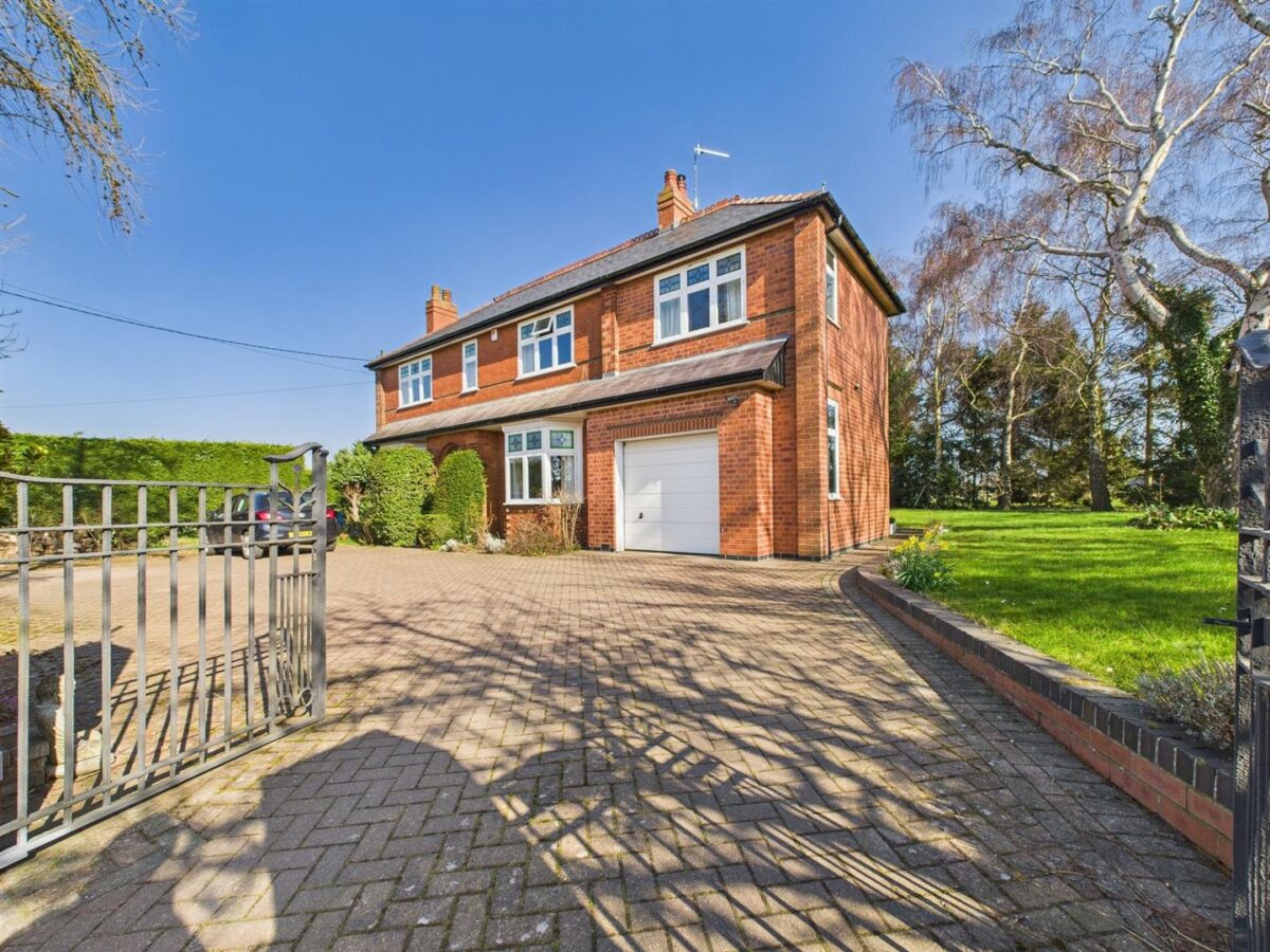 Derby Road, Melbourne, DE73 8DE