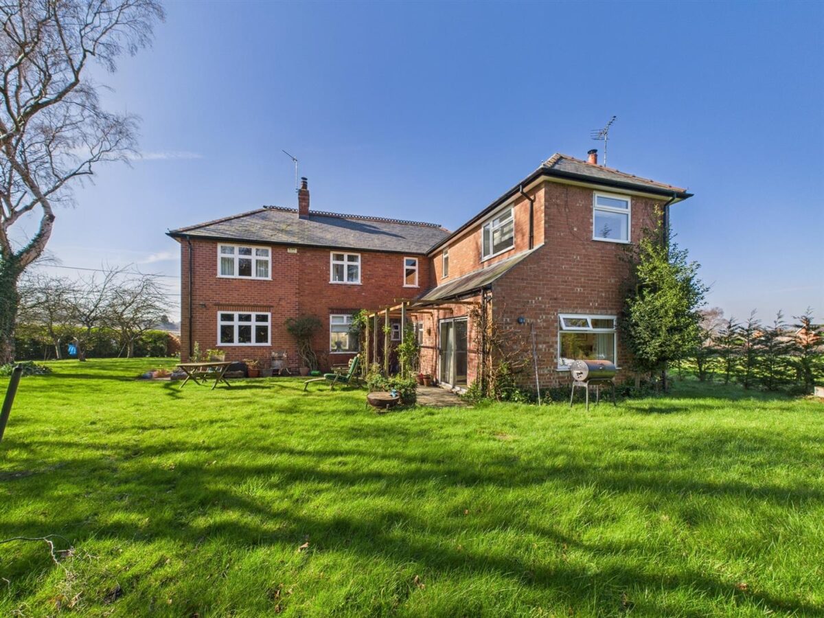 Derby Road, Melbourne, DE73 8DE