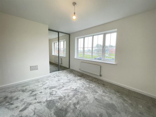 Leawood Gardens, Drakelow, DE15 9WN