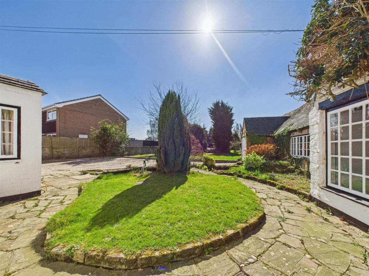 Four Gables, Main Street, Kings Newton, DE73 8BX