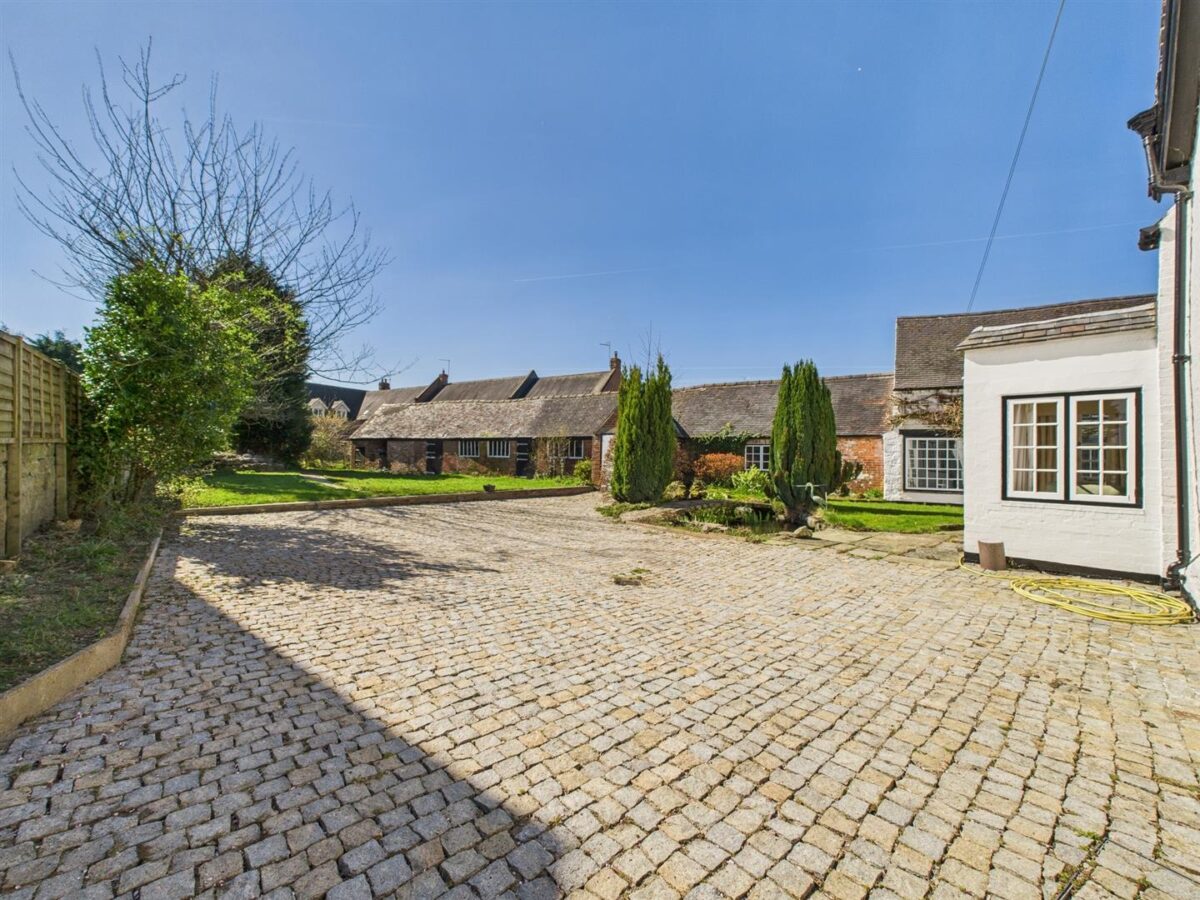 Four Gables, Main Street, Kings Newton, DE73 8BX
