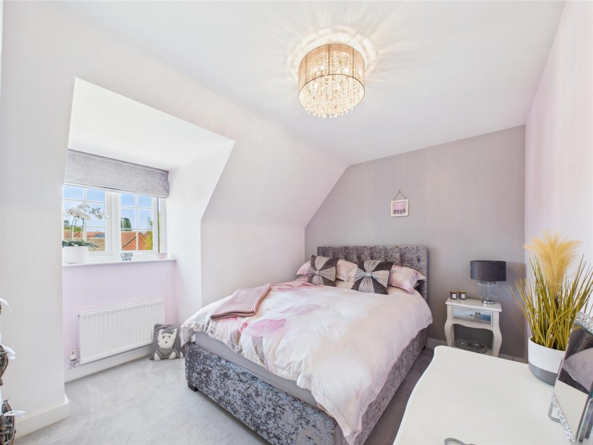 Earp Way, Melbourne, DE73 8JQ