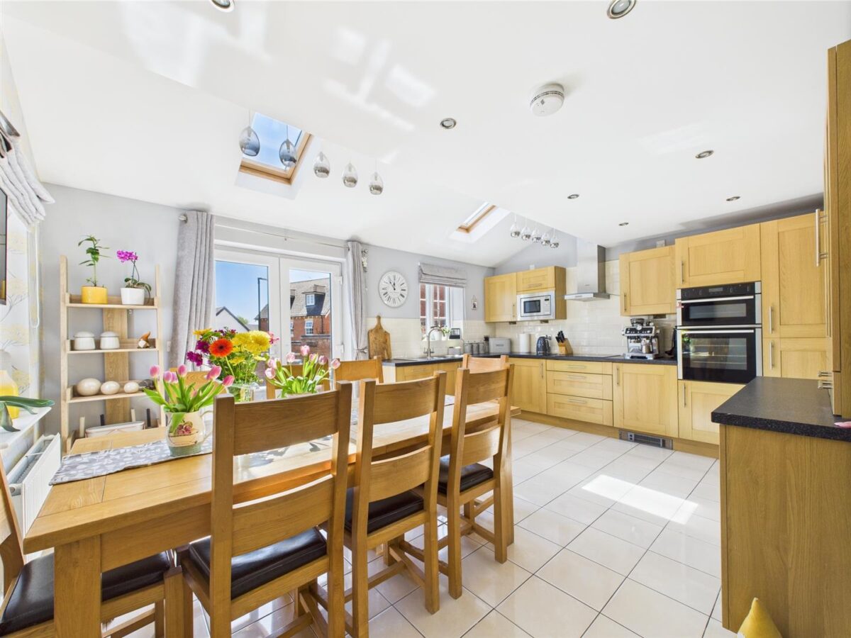 Earp Way, Melbourne, DE73 8JQ