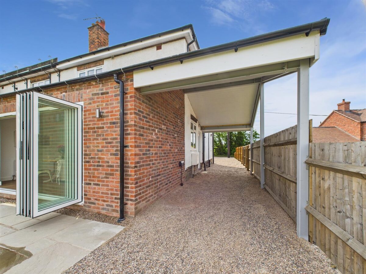 Ingledene, Derby Road, Melbourne, DE73 8DE