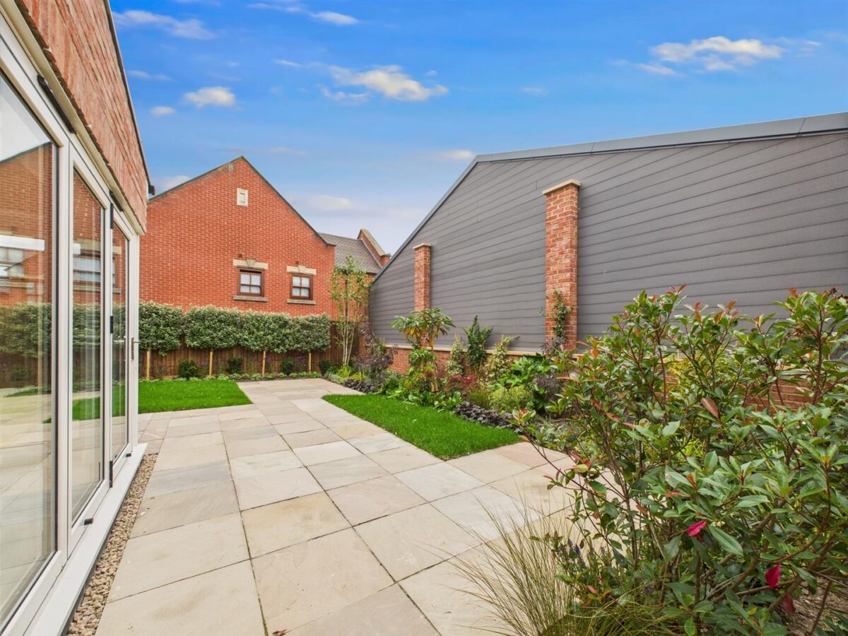 Mount Court, Commerce Street, Melbourne, DE73 8FT