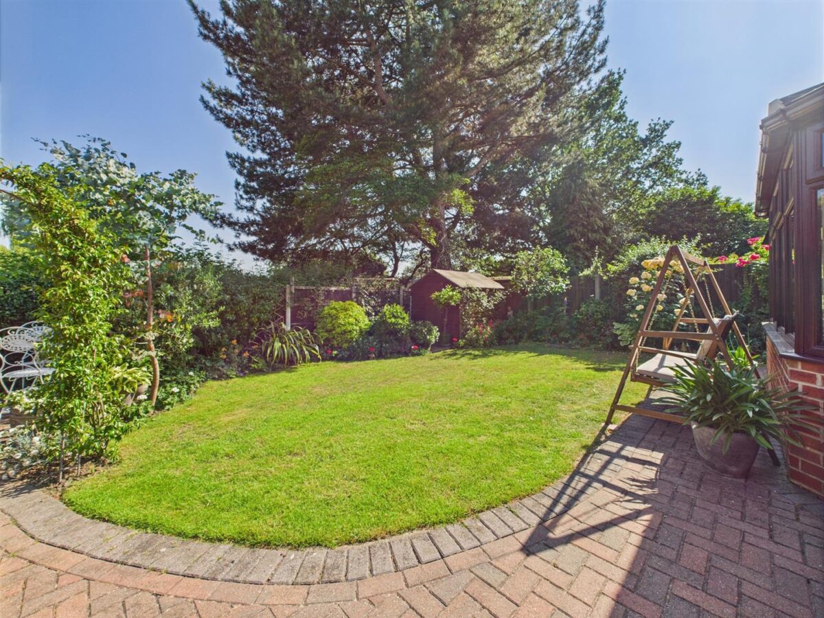 Oaklands Way, Melbourne, DE73 8LR