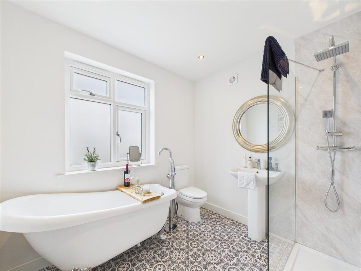 Ingledene, Derby Road, Melbourne, DE73 8DE