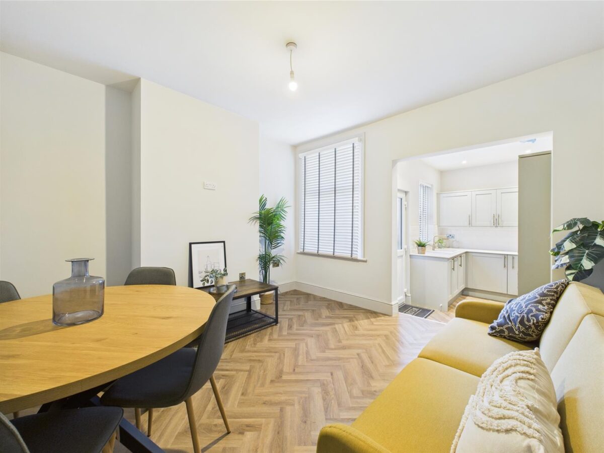 South Street, Melbourne, DE73 8GB