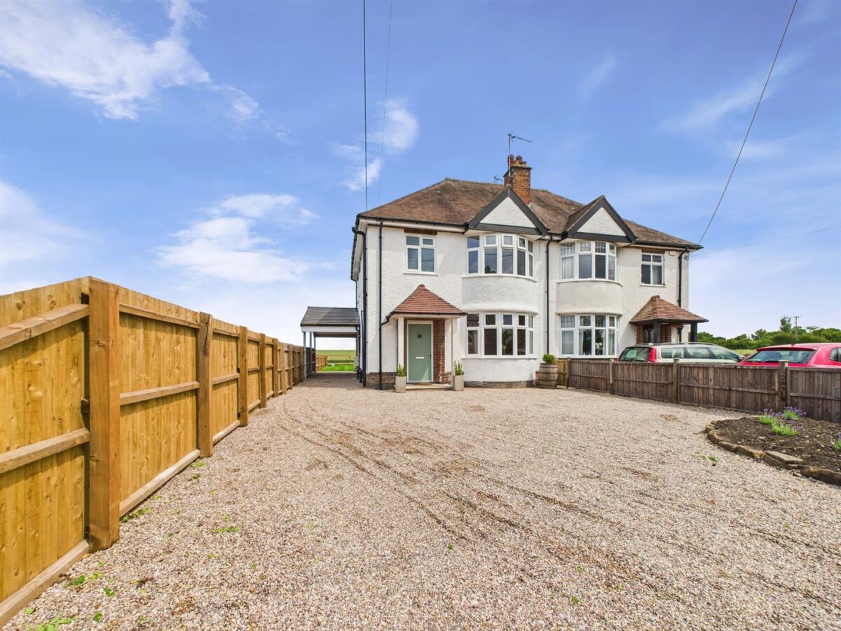 Ingledene, Derby Road, Melbourne, DE73 8DE
