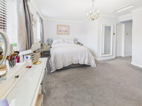 Oaklands Way, Melbourne, DE73 8LR