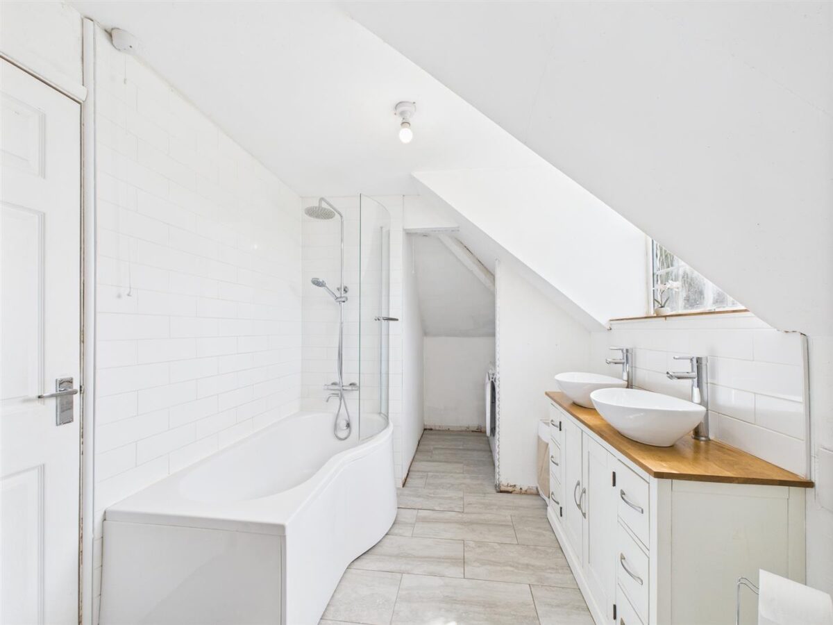 White Lodge, Ingleby Road, Stanton By Bridge, DE73 7HU