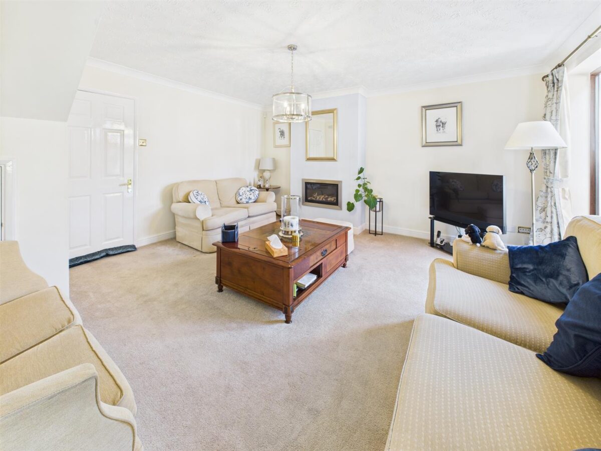 Oaklands Way, Melbourne, DE73 8LR