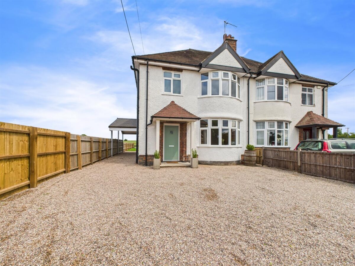 Ingledene, Derby Road, Melbourne, DE73 8DE