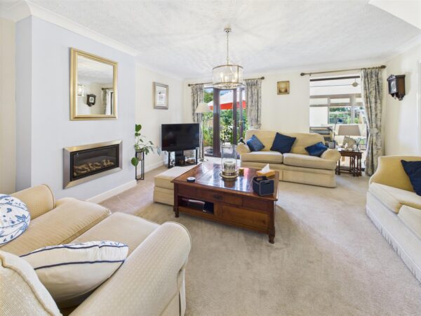 Oaklands Way, Melbourne, DE73 8LR