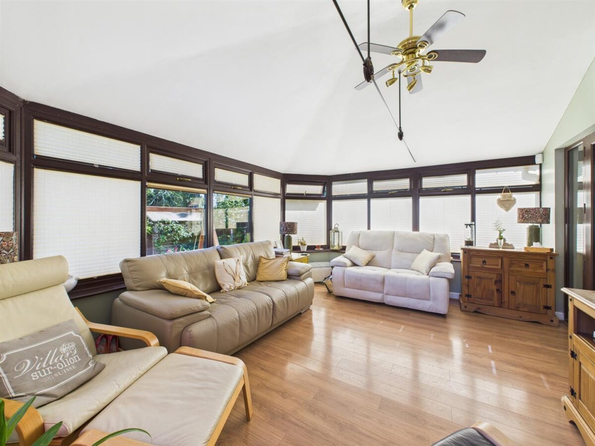 Oaklands Way, Melbourne, DE73 8LR