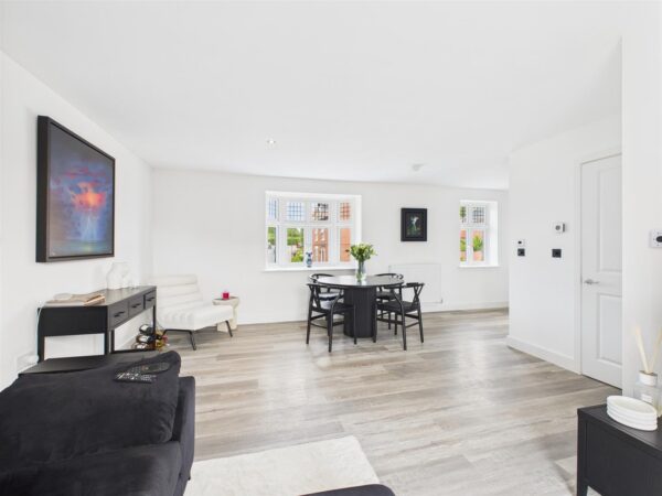 Freeman Drive, Melbourne, DE73 8JA