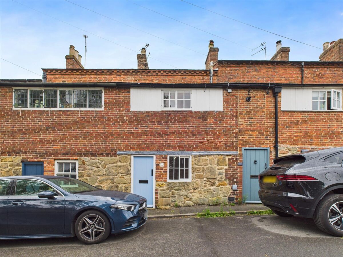 Rose's Cottage, Blanch Croft, Melbourne, DE73 8GG