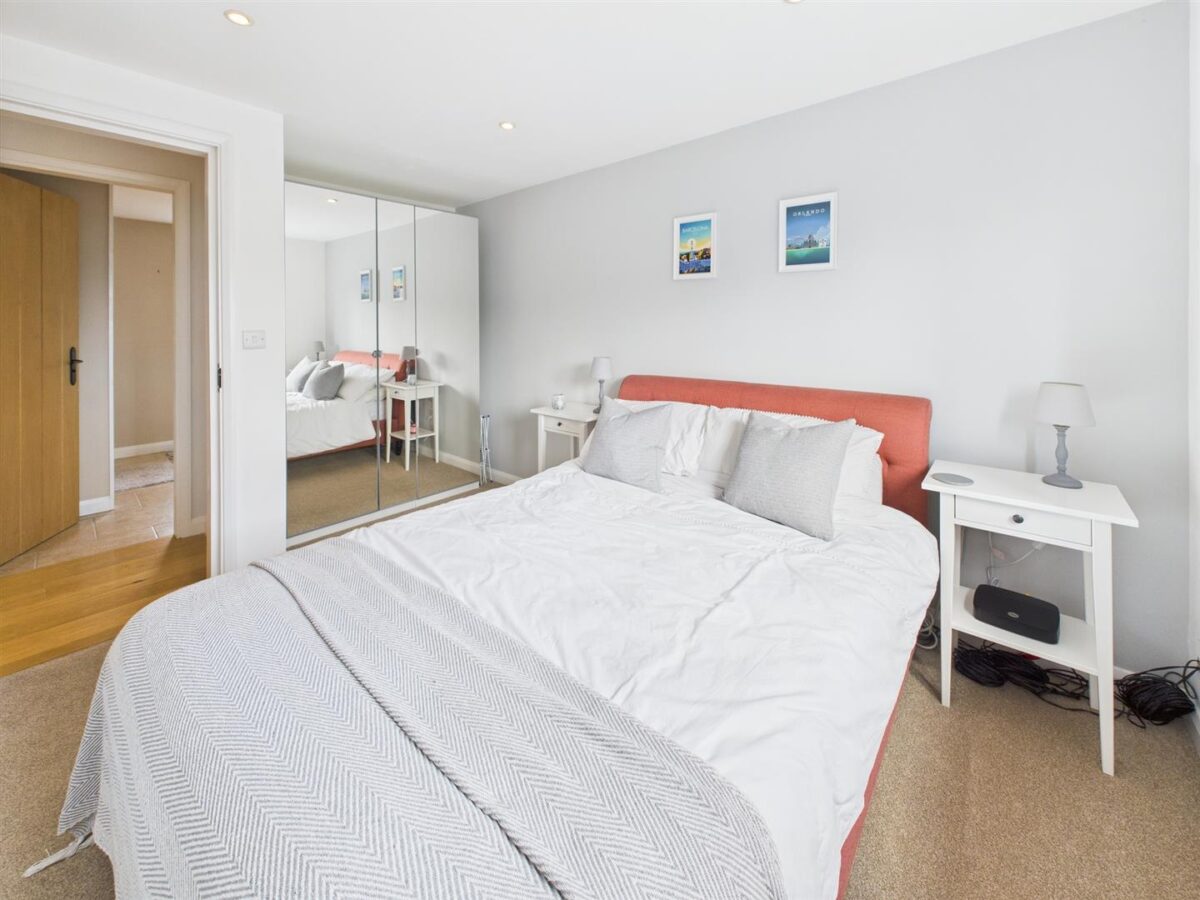 Emmerson Court, Long Street, Belton, LE12 9TP