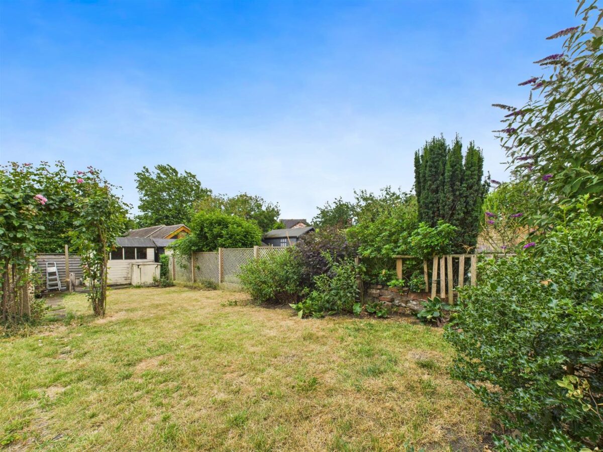 Rose's Cottage, Blanch Croft, Melbourne, DE73 8GG
