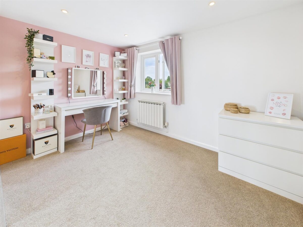 Emmerson Court, Long Street, Belton, LE12 9TP