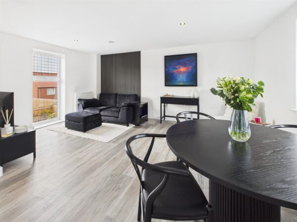 Freeman Drive, Melbourne, DE73 8JA