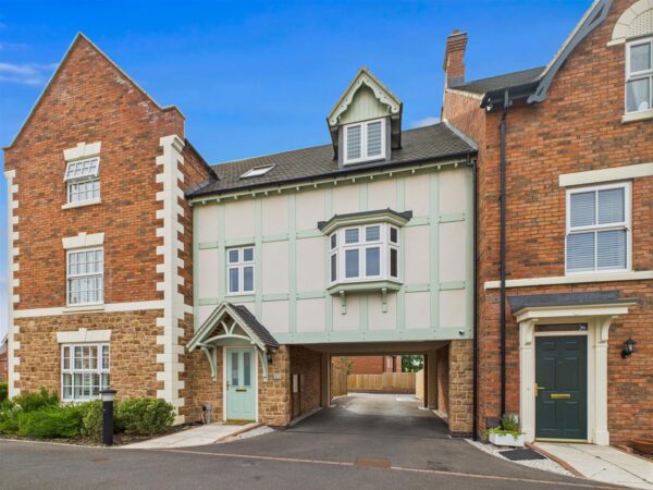 Freeman Drive, Melbourne, DE73 8JA
