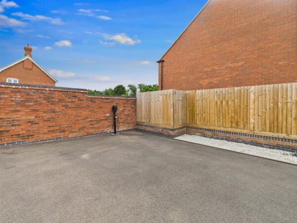 Freeman Drive, Melbourne, DE73 8JA