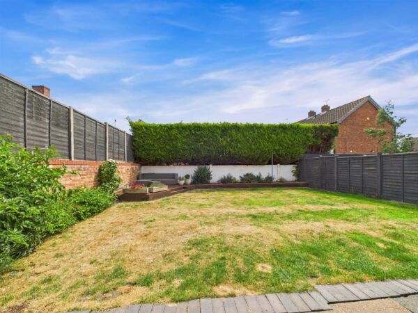 Emmerson Court, Long Street, Belton, LE12 9TP