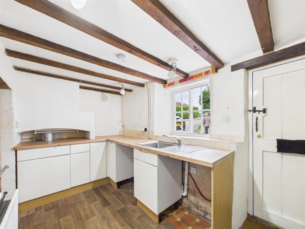 Rose's Cottage, Blanch Croft, Melbourne, DE73 8GG