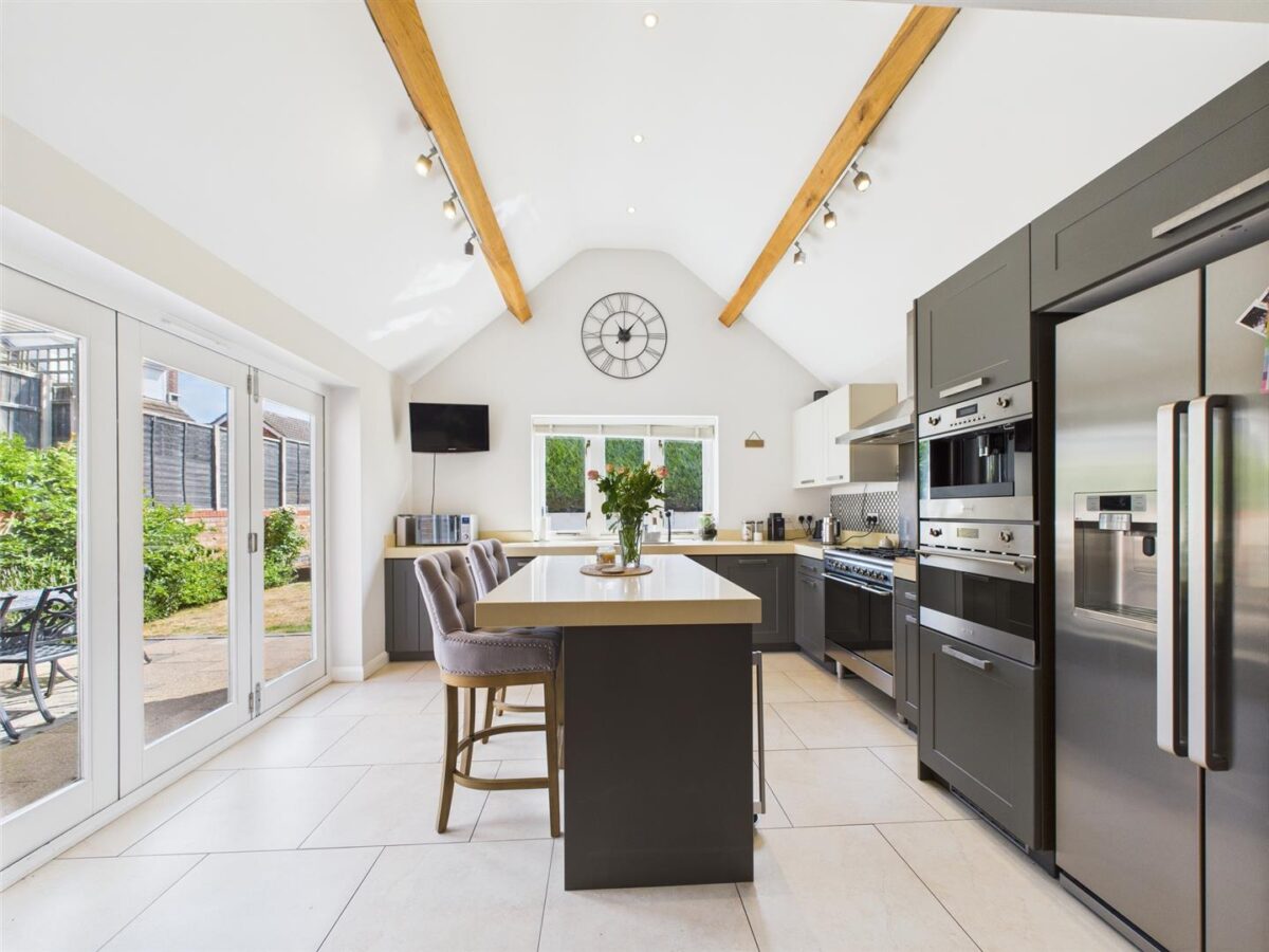 Emmerson Court, Long Street, Belton, LE12 9TP