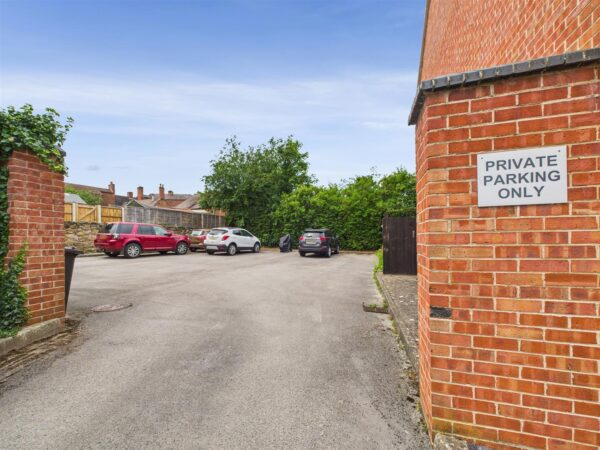 Jubilee Close, Melbourne, DE73 8GR