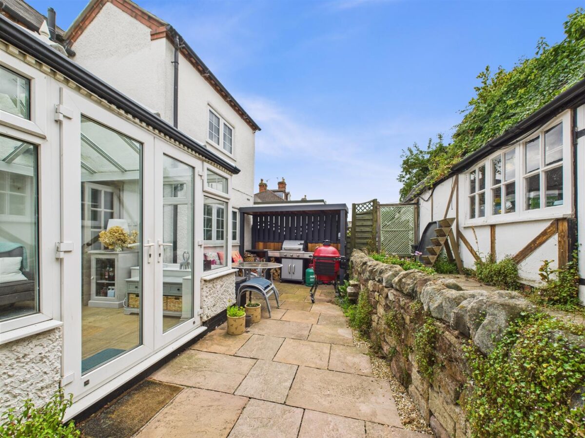 Inglenook Cottage, Main Street, Weston-On-Trent, DE72 2BL