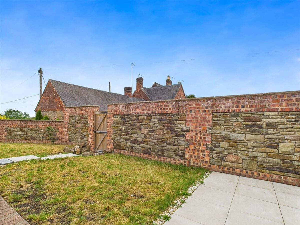 Lower Barn, Ingleby Road, Stanton-By-Bridge, DE73 7HT
