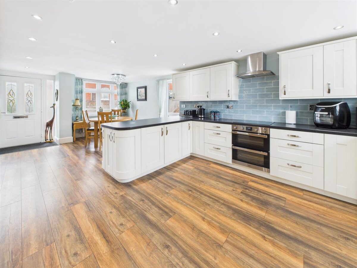 George Street, Melbourne, DE73 8JL