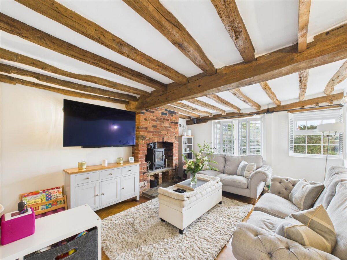 Inglenook Cottage, Main Street, Weston-On-Trent, DE72 2BL