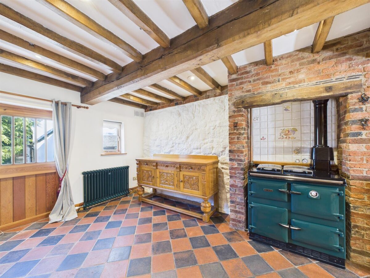 Elms Farm Cottage, Trent Lane, Kings Newton, DE73 8BT