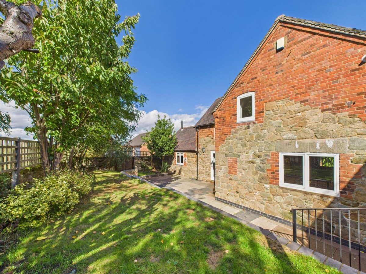 Elms Farm Cottage, Trent Lane, Kings Newton, DE73 8BT