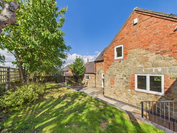 Elms Farm Cottage, Trent Lane, Kings Newton, DE73 8BT