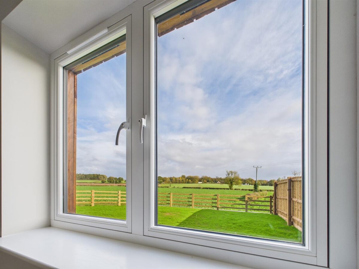 Acresford Road, Netherseal, DE12 8DT