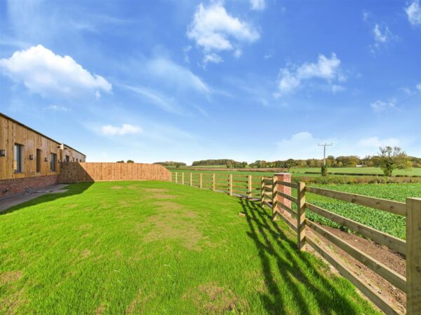 Acresford Road, Netherseal, DE12 8DT