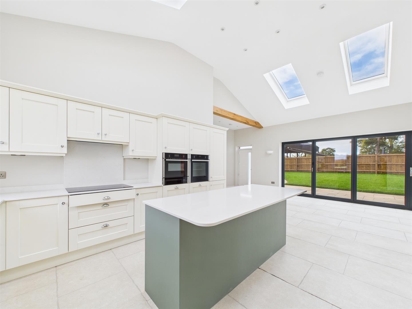 Acresford Road, Netherseal, DE12 8DT