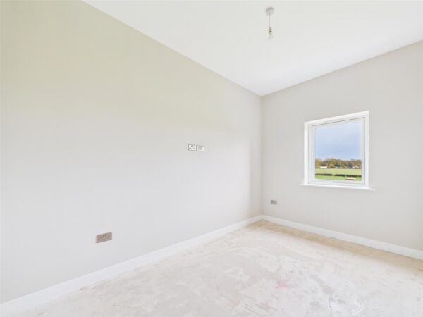 Acresford Road, Netherseal, DE12 8DT