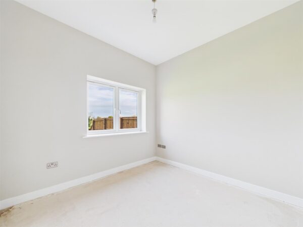 Acresford Road, Netherseal, DE12 8DT