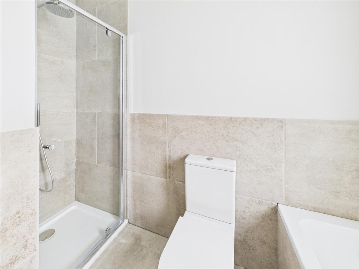 Acresford Road, Netherseal, DE12 8DT