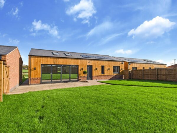 Acresford Road, Netherseal, DE12 8DT