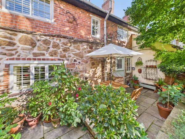 Main Street, Ticknall, DE73 7JZ