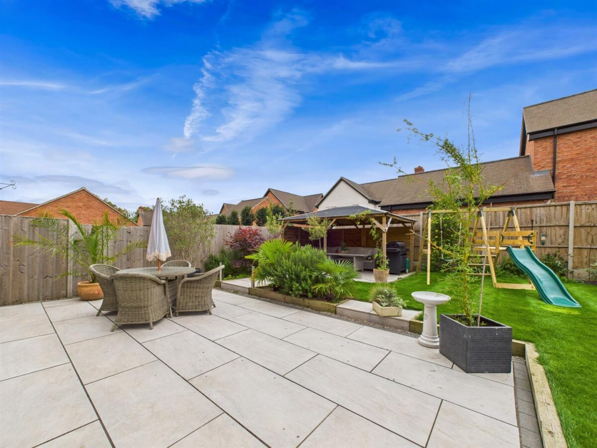 Priory Close, Breedon on the Hill, DE73 8LF