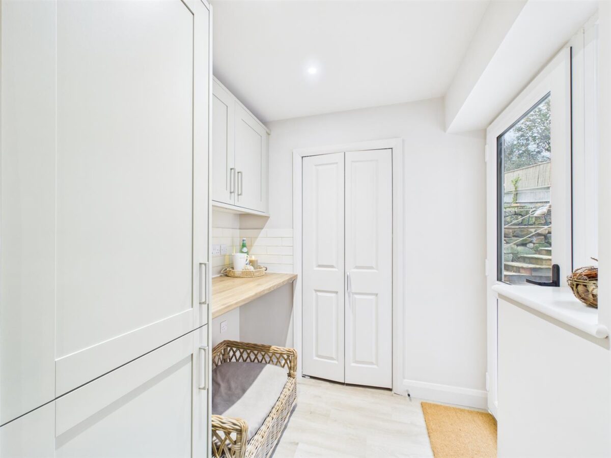 Monk Street, Tutbury, DE13 9NA