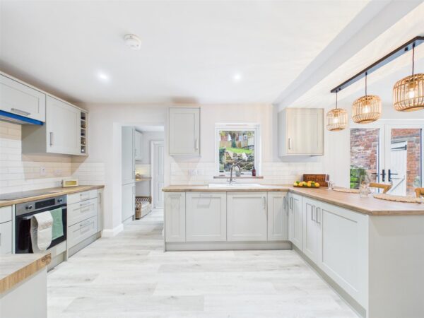 Monk Street, Tutbury, DE13 9NA