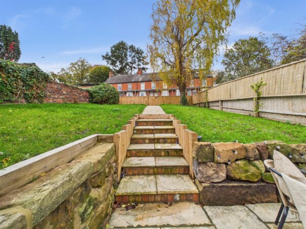 Monk Street, Tutbury, DE13 9NA